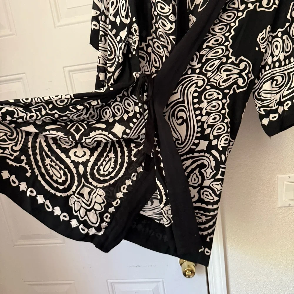 JONNY COTA black and white paisley print rayon kimono sleeve wrap top duster - Picture 4 of 9
